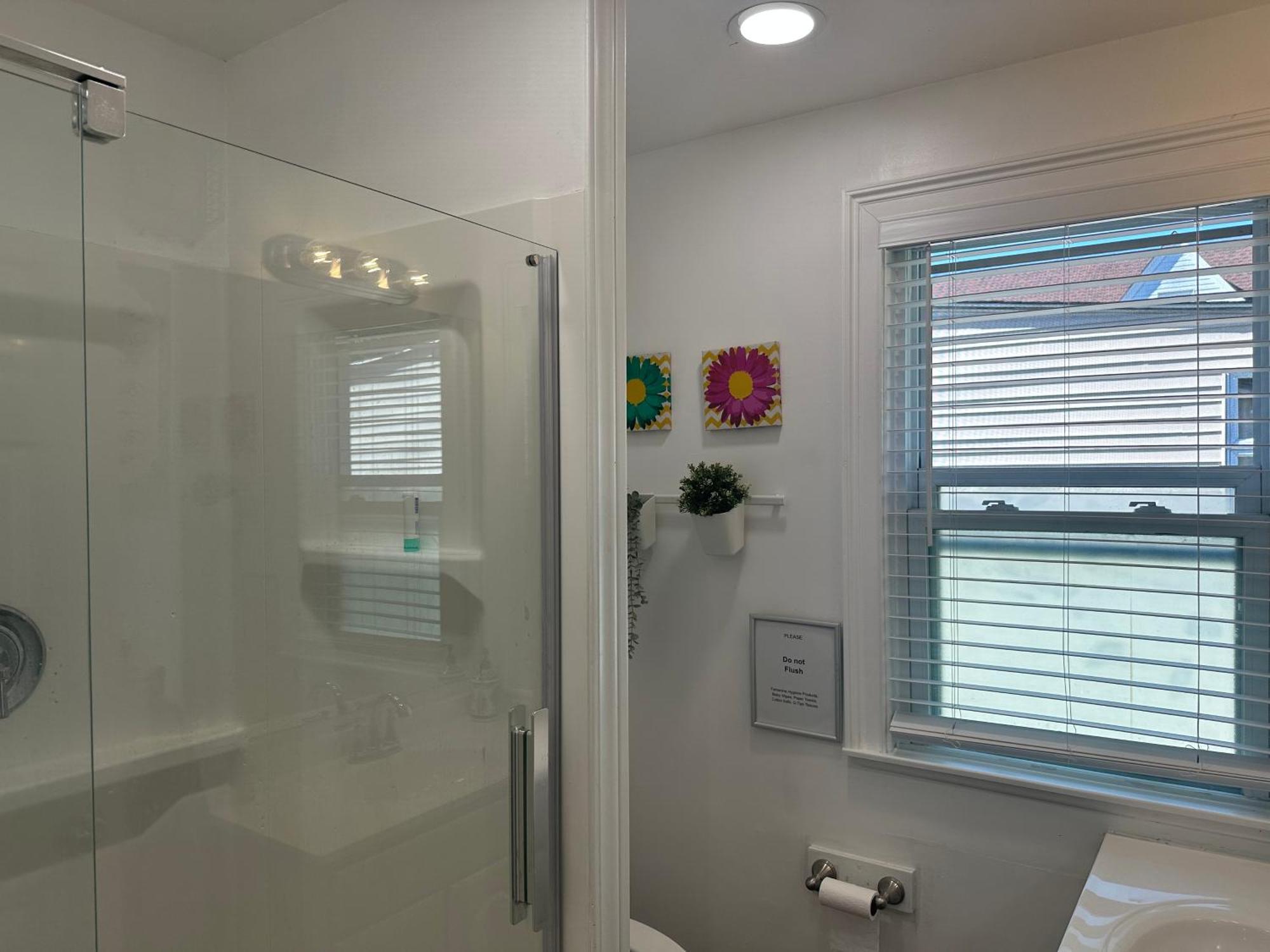 Cozy Private Bedrooms Kitchen Wifi Englewood Exterior photo